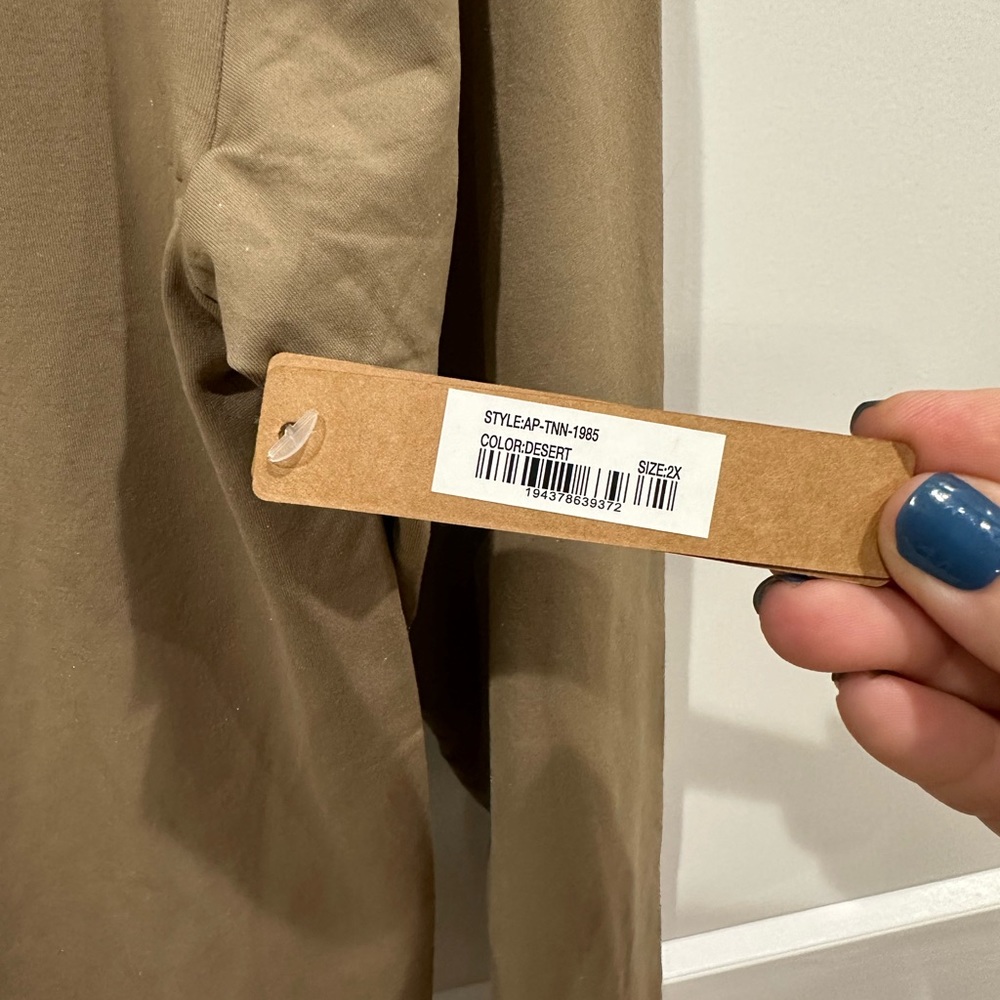 (2436) NWT SKIMS Long Sleeve Cropped Turtleneck in DESERT Sz 2X - Picture 4 of 4